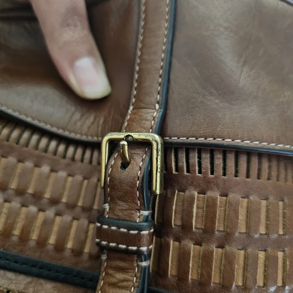 Fossil Tan Leather Crossbody Bag - Picture 4 of 10